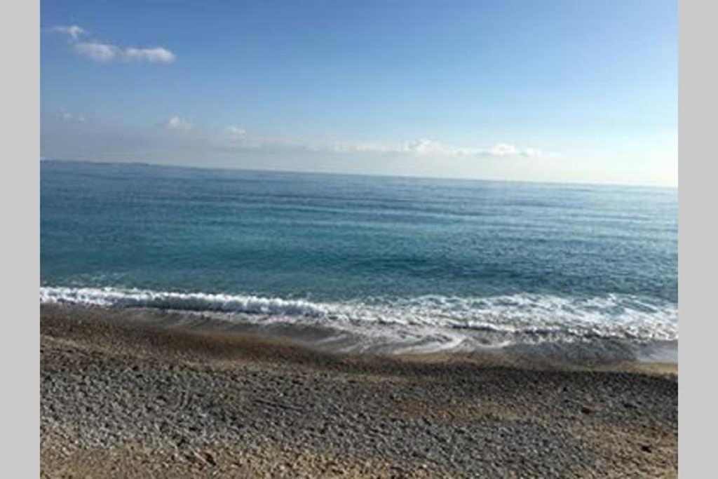 Appartement Nice Proche Mer Et Centre Bagian luar foto
